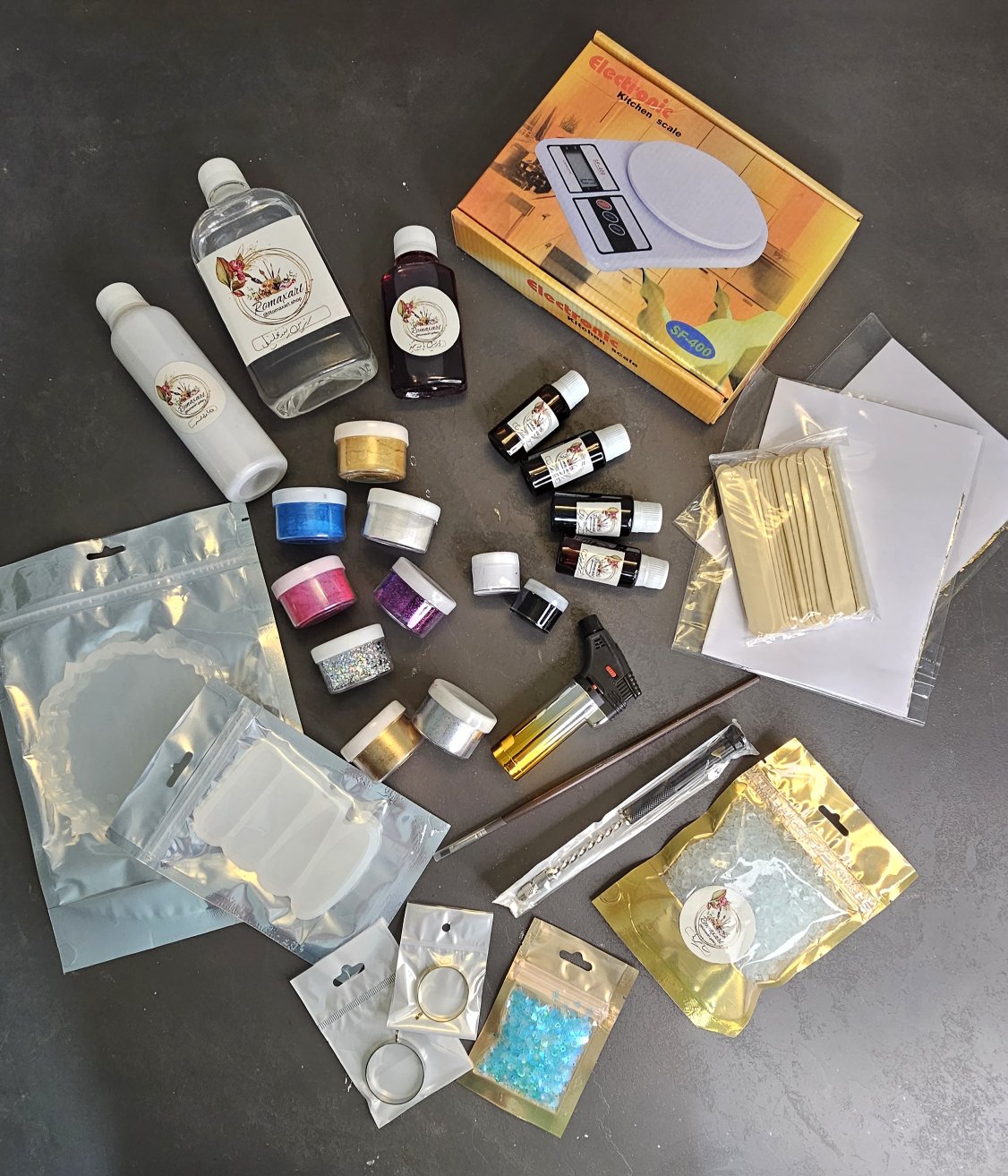 پک لوازم اولیه رزین 