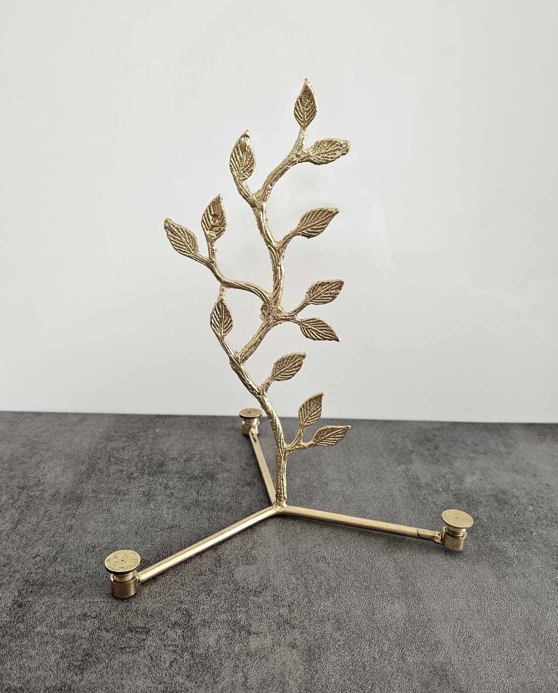 اردوخوری برنجی برگ